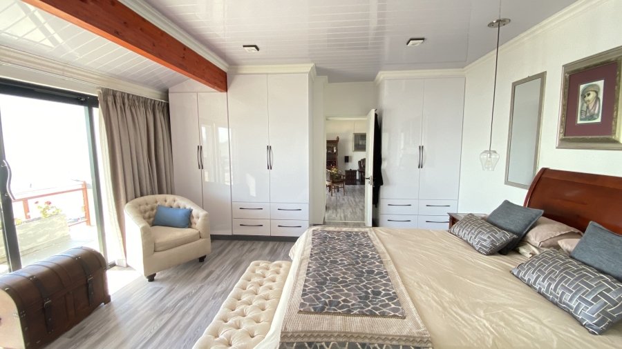 3 Bedroom Property for Sale in Seaforth Western Cape